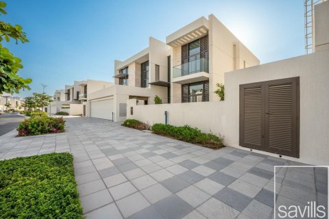 5 bedrooms Villa in District One, UAE No. 194407 14