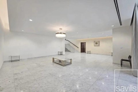 5 bedrooms Villa in District One, UAE No. 194408 4