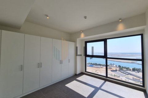 Apartment de 3 dormitorios en Al Reem Island, UAE No. 101956 7
