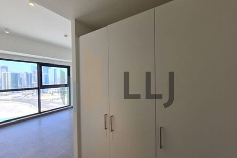 Apartment de 3 dormitorios en Al Reem Island, UAE No. 101956 8