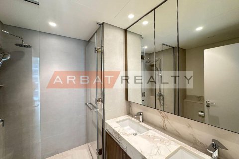 2 غرف نوم شقة في EMAAR Beachfront, الإمارات العربية المتحدة رقم 185361 16
