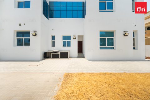 5 bedrooms Villa in Al Barsha, UAE No. 168687 16