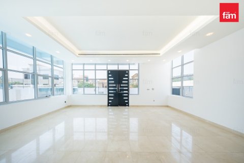 5 bedrooms Villa in Al Barsha, UAE No. 168687 12
