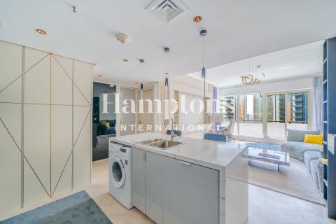 Квартира с 1 спальней в The Address Dubai Marina, ОАЭ №156174 17