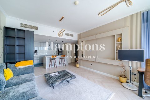 Квартира с 1 спальней в The Address Dubai Marina, ОАЭ №156174 13