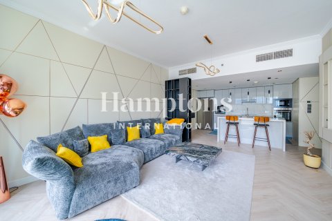 Квартира с 1 спальней в The Address Dubai Marina, ОАЭ №156174 11