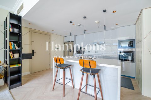 Квартира с 1 спальней в The Address Dubai Marina, ОАЭ №156174