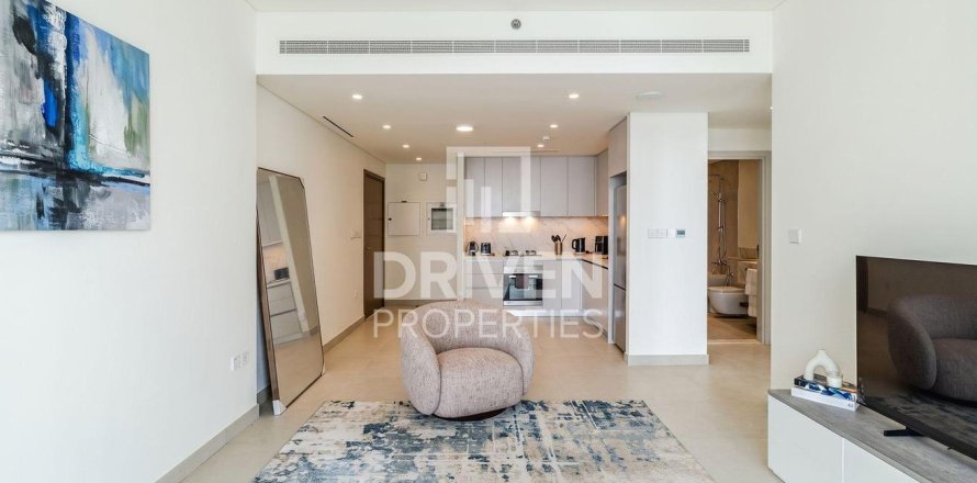 1 غرف نوم شقة في EMAAR Beachfront, الإمارات العربية المتحدة رقم 192530