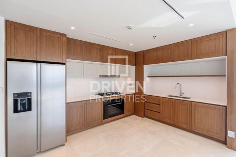 3 غرف نوم شقة في EMAAR Beachfront, الإمارات العربية المتحدة رقم 192532 15