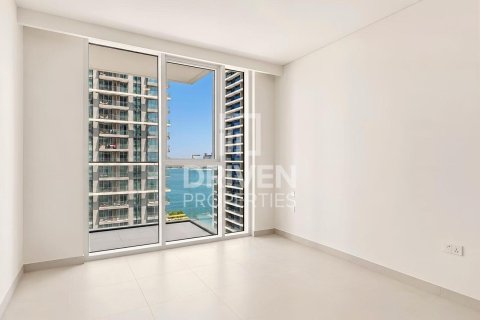 Квартира с 1 спальней в EMAAR Beachfront, ОАЭ №192529 5
