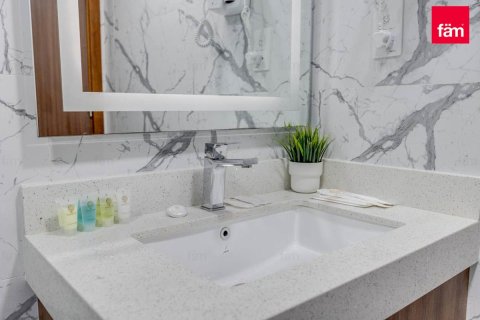 1 bedroom Apartment in Business Bay, UAE No. 143740 24