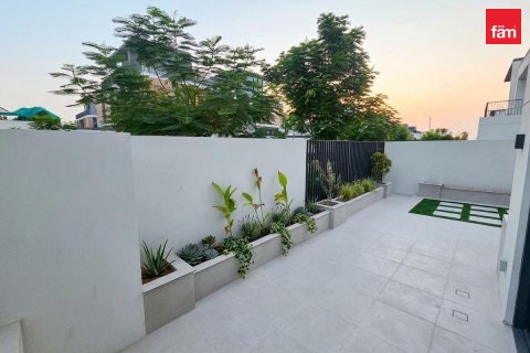 4 bedrooms Townhouse in Dubai, UAE No. 168153 20