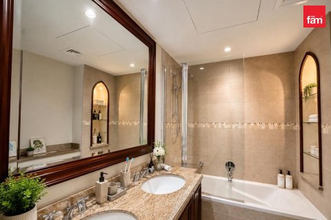 2 bedrooms Apartment in Old Town, UAE No. 168151 10