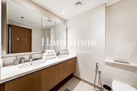Appartement de 2 chambres à Harbour Views 2, UAE No. 207659 10