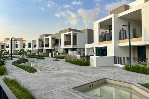 Вилла с 3 спальнями в Arabian Ranches 3, ОАЭ №155797 2