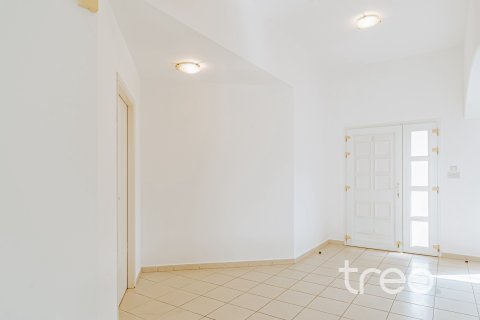Villa de 4 dormitorios en Meadows 1, UAE No. 173884 27