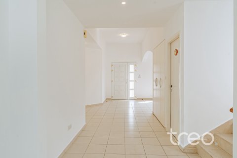 Villa de 4 dormitorios en Meadows 1, UAE No. 173884 10