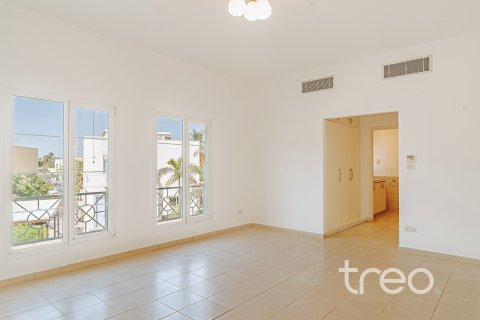 Villa de 4 dormitorios en Meadows 1, UAE No. 173884 23