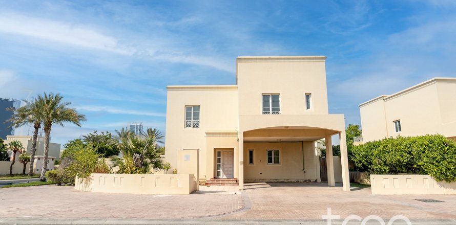 Villa de 4 dormitorios en Meadows 1, UAE No. 173884