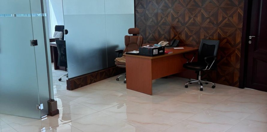 129.6m² Office in Business Bay, UAE No. 210720