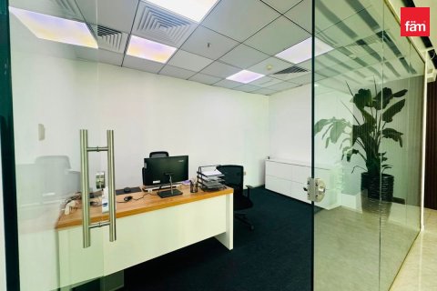 80.5m² Office in Dubai, UAE No. 210723 5