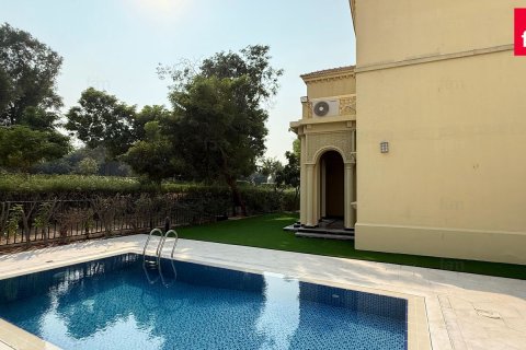 Villa de 4 dormitorios No. 119747 28