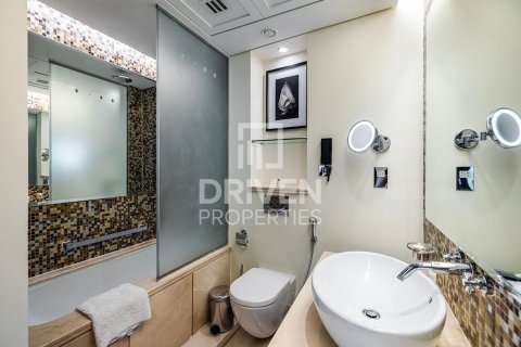 1 bedroom Apartment in Downtown Dubai (Downtown Burj Dubai), UAE No. 138329 12