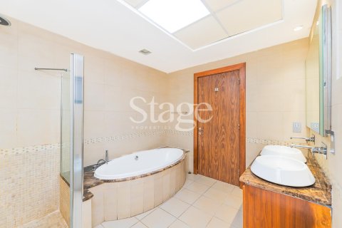4 bedrooms Villa in Executive Towers, UAE No. 185804 25