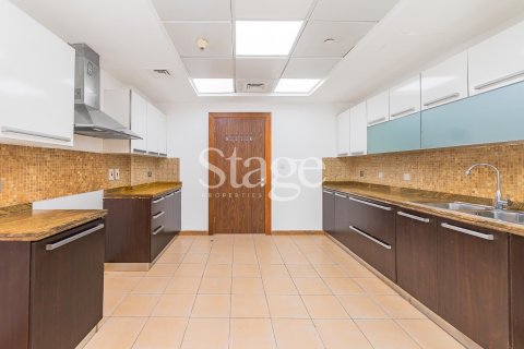 4 bedrooms Villa in Executive Towers, UAE No. 185804 7