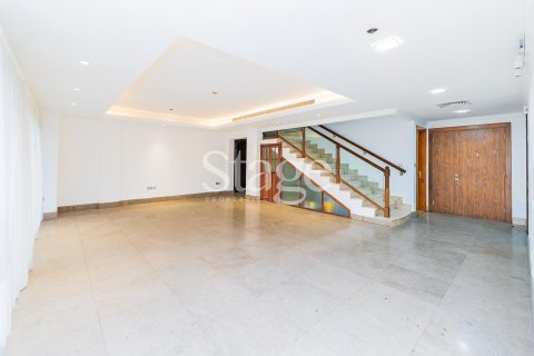 4 bedrooms Villa in Executive Towers, UAE No. 185804 3