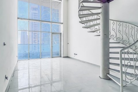 1 bedroom Duplex in Jumeirah Lake Towers, UAE No. 195020