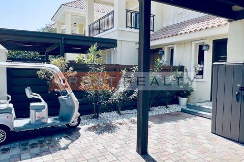 4 bedrooms Villa in Dubai Land, UAE No. 201174 12