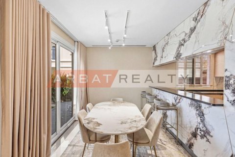 4 bedrooms Villa in Dubai Land, UAE No. 201174 4