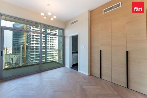 2 bedrooms Apartment in Dubai, UAE No. 166198 30