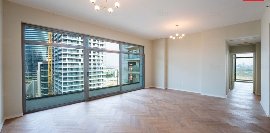 2 bedrooms Apartment in Dubai, UAE No. 166196