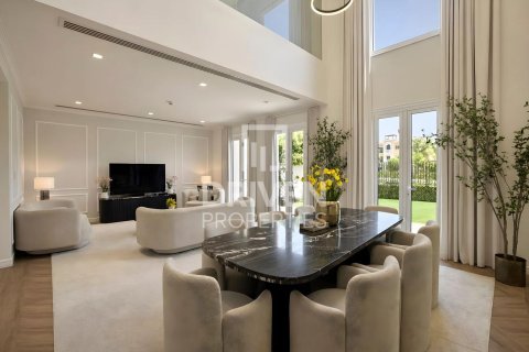 Townhouse de 4 chambres à Jumeirah, UAE No. 204125