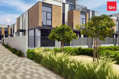 4 غرف نوم فيلا  رقم 107489 2