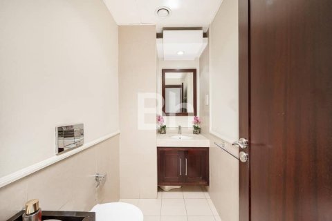 Квартира с 3 спальнями  №113737 17