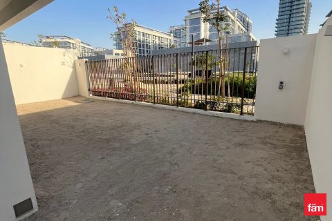 4 bedrooms Villa in Dubai, UAE No. 142473 16