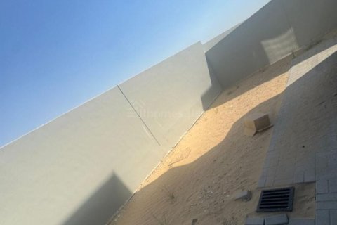 Villa de 3 dormitorios en Dubai Land, UAE No. 187234 17