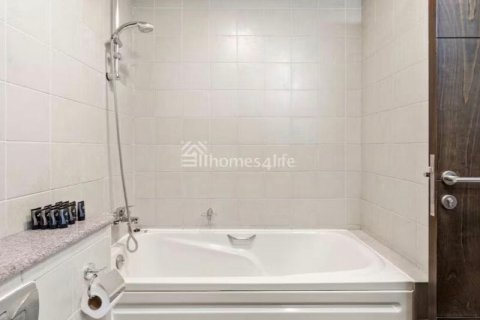 Apartment de 2 dormitorios en Dubai Marina, UAE No. 187235 14