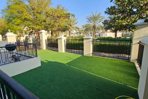 4 bedrooms Townhouse in Ras Al Khaimah, UAE No. 184233 25
