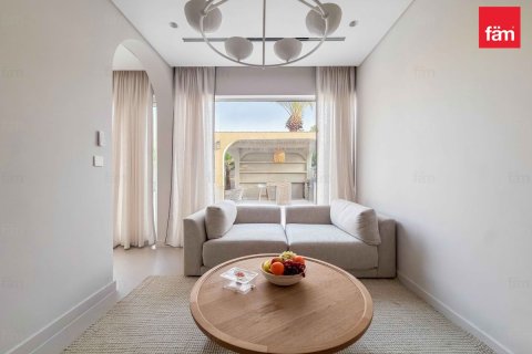 Вилла с 5 спальнями в Дубай, ОАЭ №137425 9