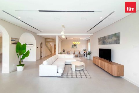 Вилла с 5 спальнями в Дубай, ОАЭ №137425 7