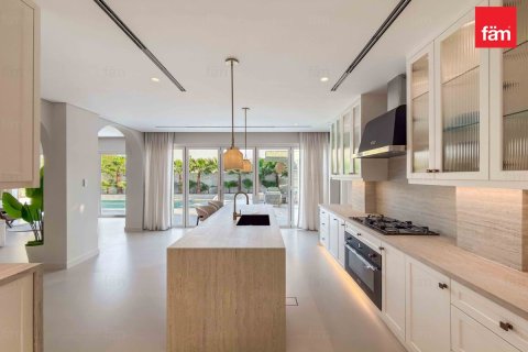 Вилла с 5 спальнями в Дубай, ОАЭ №137425 14