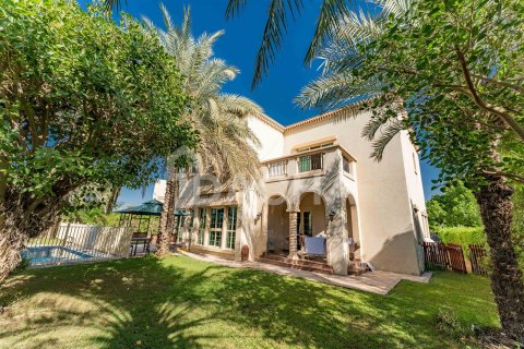 Villa de 4 chambres à Dubai, UAE No. 25880 2