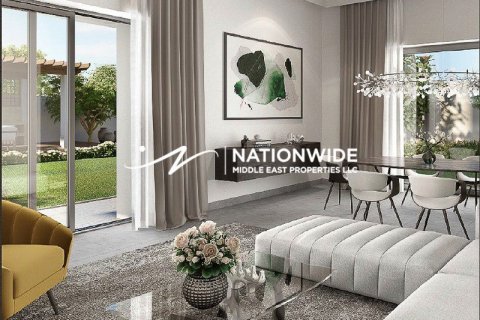 4 bedrooms Villa in Abu Dhabi, UAE No. 141708 7