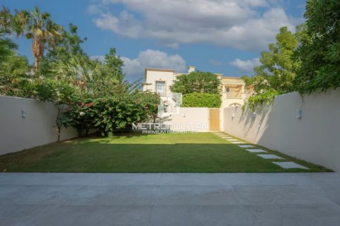 3 bedrooms Townhouse No. 128943 3