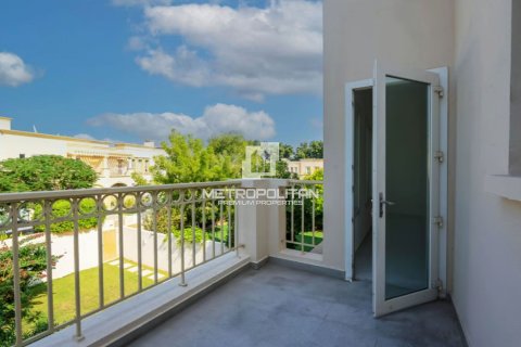 3 bedrooms Townhouse No. 128943 4