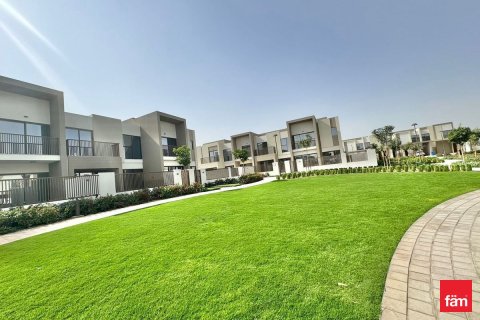 3 bedrooms Villa in Dubai, UAE No. 161300 14